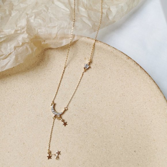 BOUTIQUE//MOON STAR PENDANT NECKLACES - Picture 6 of 7